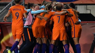 Gastgeber Niederlande und Dänemark bestreiten EM-Finale