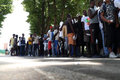 “Die Staatsbürgerschaft verschenkt man nicht”: Italien am Rande seiner Geduld