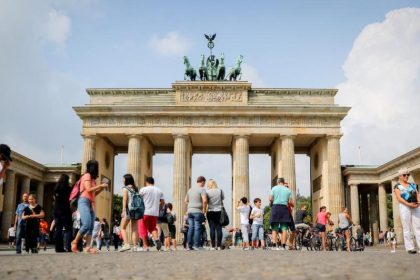 USA beliebtestes außereuropäisches Reiseziel – weniger Menschen ziehen in die Staaten