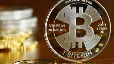 Digitalwährung Bitcoin schießt über 4.000 Dollar
