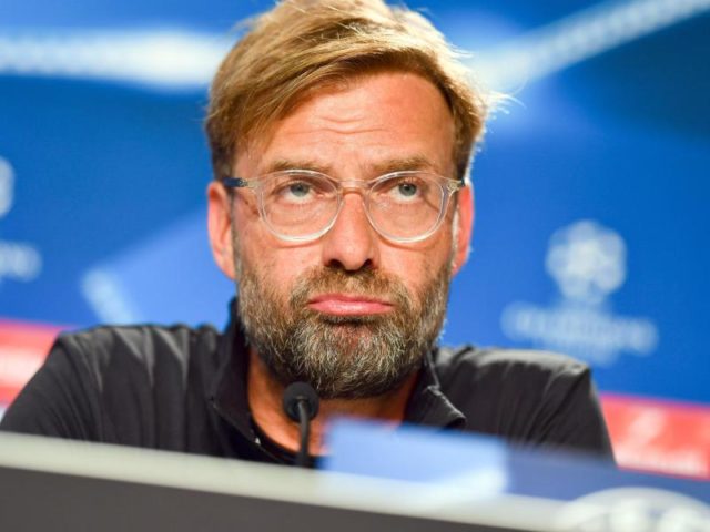 Liverpools Trainer Jürgen Klopp äußert sich lobend über die Fähigkeiten von Julian Nagelsmann. Foto: Uwe Anspach/dpa