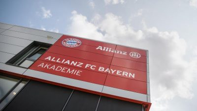 Hoeneß: «FC Bayern Campus» Antwort auf Transferwahnsinn