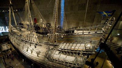 Verschollenes Kriegsschiff aus dem 17. Jahrhundert bei Stockholm gefunden