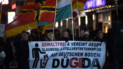 Urteil: Düsseldorfer „Licht aus“-Appell gegen Dügida war rechtswidrig