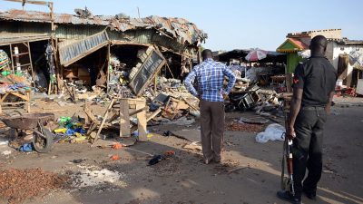 Mindestens 15 Tote und dutzende Verletzte bei Anschlägen in Nigeria