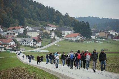 CSU will „Residenzpflicht“ für Asylbewerber – sollen in „Entscheidungs- und Rückführungszentren“ leben