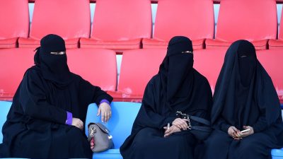 Frauen in Saudi-Arabien erhalten ab 2018 Zugang zu drei Sportstadien