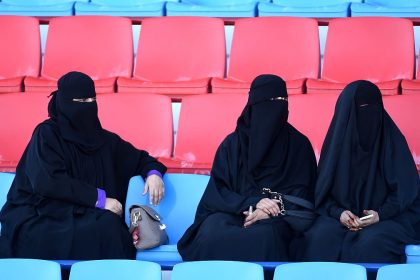 Saudi-Arabien will sexuelle Belästigung unter Strafe stellen