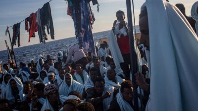 Brüssel will 50.000 illegalen Migranten legale Einreise ermöglichen