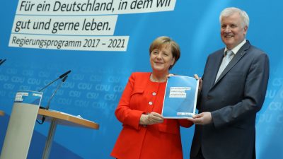 Bericht: Merkel seit 2017 über Missstände im BAMF informiert