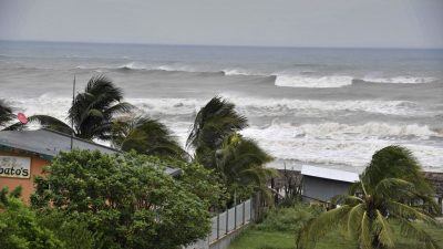 Hurrikan „Katia“ trifft auf Mexikos Küste