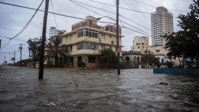 Schwere Schäden an Kubas Nordküste bei Durchzug von Hurrikan „Irma“