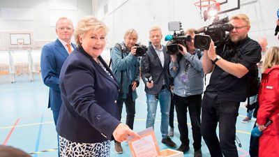 Zweites Mandat in Folge: Knapper Wahlsieg für Norwegens rechtskonservative Regierungschefin Solberg