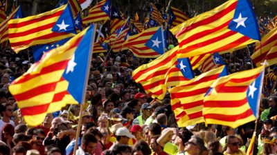 200.000 Menschen protestieren gegen U-Haft für katalanische Aktivisten