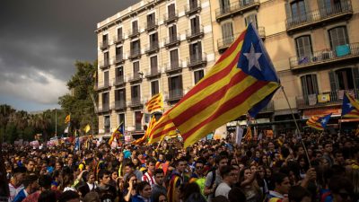 Auswärtiges Amt ruft Urlauber in Katalonien zu Vorsicht auf