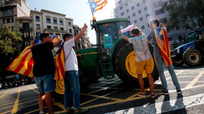 Trotz des Verbots: Regierung in Barcelona kündigt 2.300 Wahlbüros für Referendum an