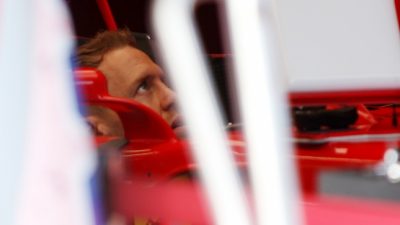 Lauda macht Vettel für Startcrash in Singapur verantwortlich