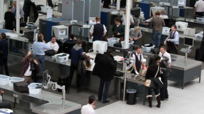 Airport-Kontrollen: CSU-Politiker will an bestehendem System festhalten