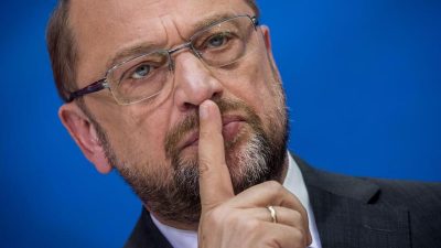 Schulz gibt vier Kernversprechen für SPD-Regierung ab
