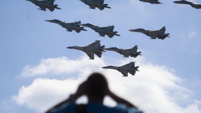 300 000 Soldaten:  Russland beginnt größtes Manöver seit 1981 – auch China ist dabei