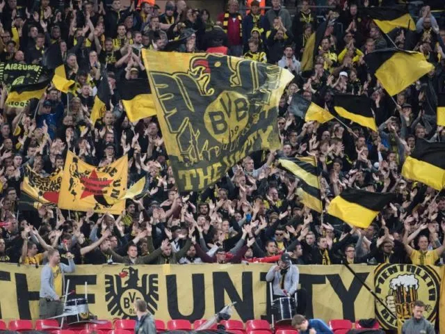 Zahlreiche Fans unterstützten den BVB in Wembley. Foto: Bernd Thissen/dpa