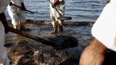 Umweltkatastrophe vor Chiles Südküste: 40.000 Liter Öl auf Insel in Patagonien ausgelaufen
