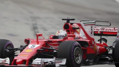 Vettel-Aus in der ersten Runde in Singapur