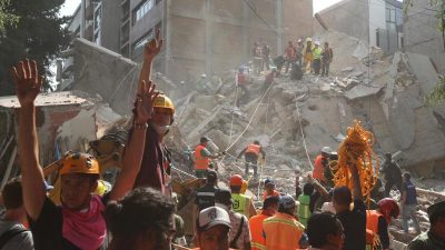 Schweres Erdbeben in Mexiko: Mindestens 224 Menschen getötet – Merkel spricht Opfern ihr Beileid aus + Livestream
