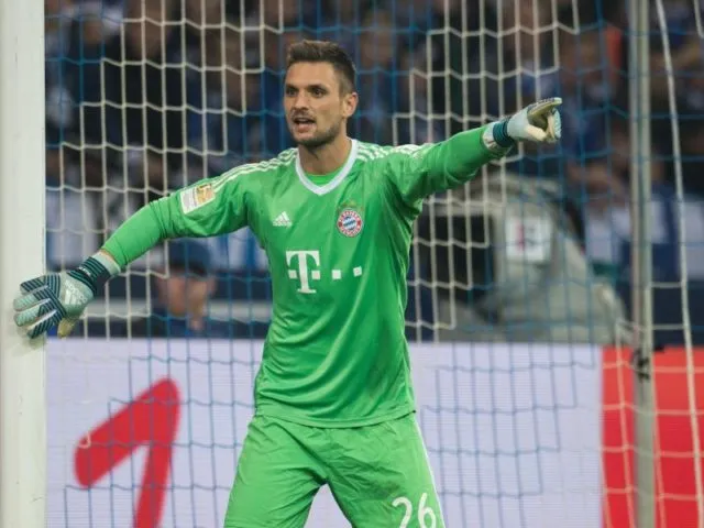 Patzte beim 2:2 gegen Wolfsburg: Bayern-Keeper Sven Ulreich. Foto: Bernd Thissen/dpa