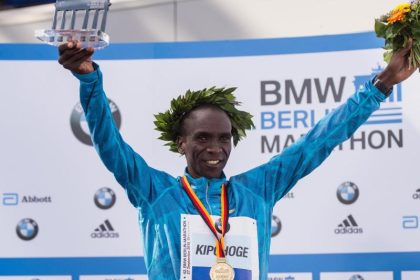 Kenianer Kipchoge gewinnt Berlin-Marathon