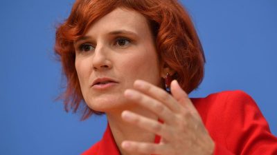 Linken-Chefin zeigt Bereitschaft für Mitte-links-Bündnis in Hessen