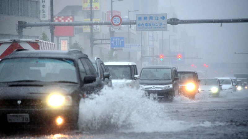 Starker Taifun überzieht Japan mit heftigem Regen – Wahlauszählung wird sich wohl verzögern