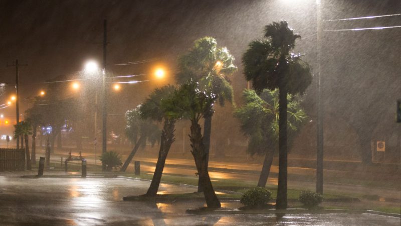 Hurrikan „Nate“ trifft zum zweiten Mal an der US-Golfküste auf Land – Sturmfluten ausgelöst