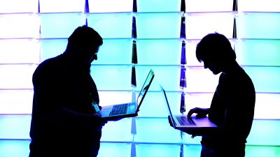Bericht: Bundesregierung prüft Möglichkeit von Cyber-Gegenangriffen