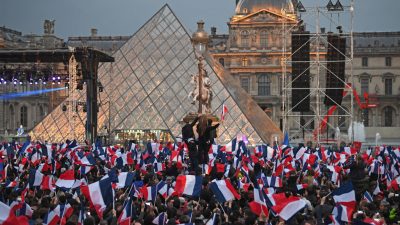 Kaufkraft ankurbeln: Frankreichs Parlament beschließt schrittweisen Wegfall der Wohnsteuer ab 2018