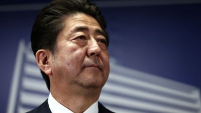 Nach Wahlsieg: Japans Regierungschef kündigt härteren Umgang mit Nordkorea an