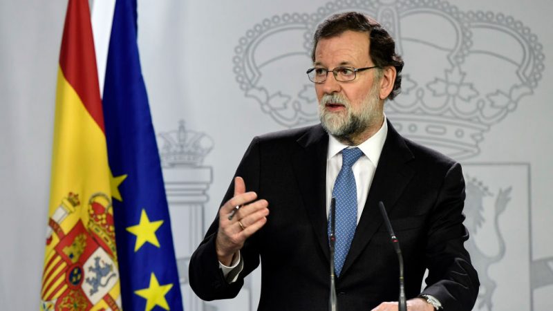 Rajoy übernimmt Amtsgeschäfte Puigdemonts – Puigdemont soll wegen „Rebellion“ angeklagt werden