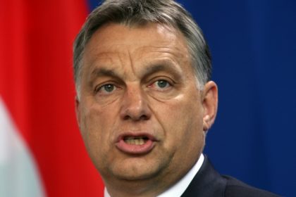 Orbán erklärt Ost-Mitteleuropa zur “migrantenfreien Zone” – EU-Abgeordneter der Grünen übt Kritik