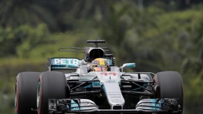 Vettel im Nacken: Silberpfeile im WM-Endspurt in Sorge