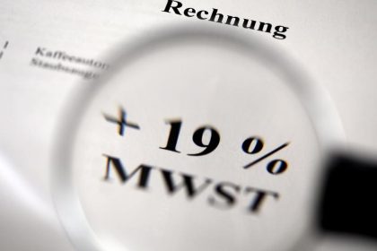 Mehrwertsteuersenkung hebt Wirtschaftsleistung um 0,2 Prozentpunkte – FDP kritisiert Strohfeuer