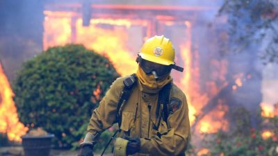 Kampf gegen Monsterbrände in Kalifornien geht weiter – mindestens 3500 Häuser zerstört