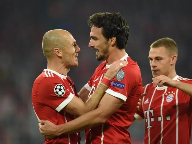 Mats Hummels traf ebenfalls per Kopf zum 3:0. Foto: Andreas Gebert/dpa