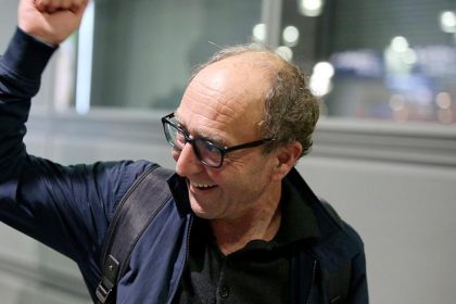 Akhanli nach Zwischenfall auf Düsseldorfer Flughafen nun unter Personenschutz