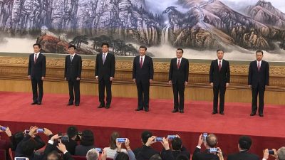 Xi auf dem Höhepunkt der Macht – Personalwechsel im höchsten Regierungsgremium