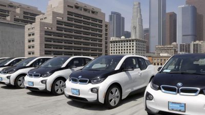 BMW ruft eine Million Autos in Nordamerika zurück