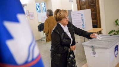 Slowenische Wähler entscheiden in Stichwahl über Präsident