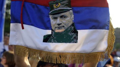 „Parteiisch und Antiserbisch“: Moskau kritisiert Urteil gegen ehemaligen Militärchef Ratko Mladic