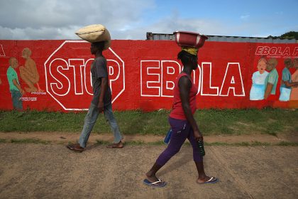 Rotes Kreuz und Halbmond: Mehr als fünf Millionen Euro bei Ebola-Bekämpfung veruntreut