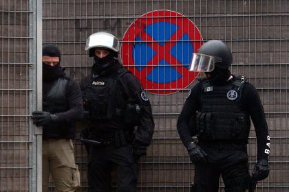Razzia in Hamburg-Barmbek: Afrikaner kassierten Horror-Mieten für heruntergekommenes Wohnen