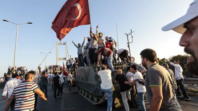 Türkei: 28 Soldaten wegen Putschversuchs zu lebenslanger Haft verurteilt